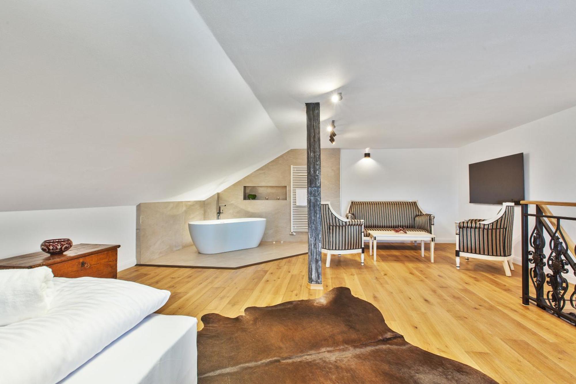 Апартаменти Brezno Central Apartments