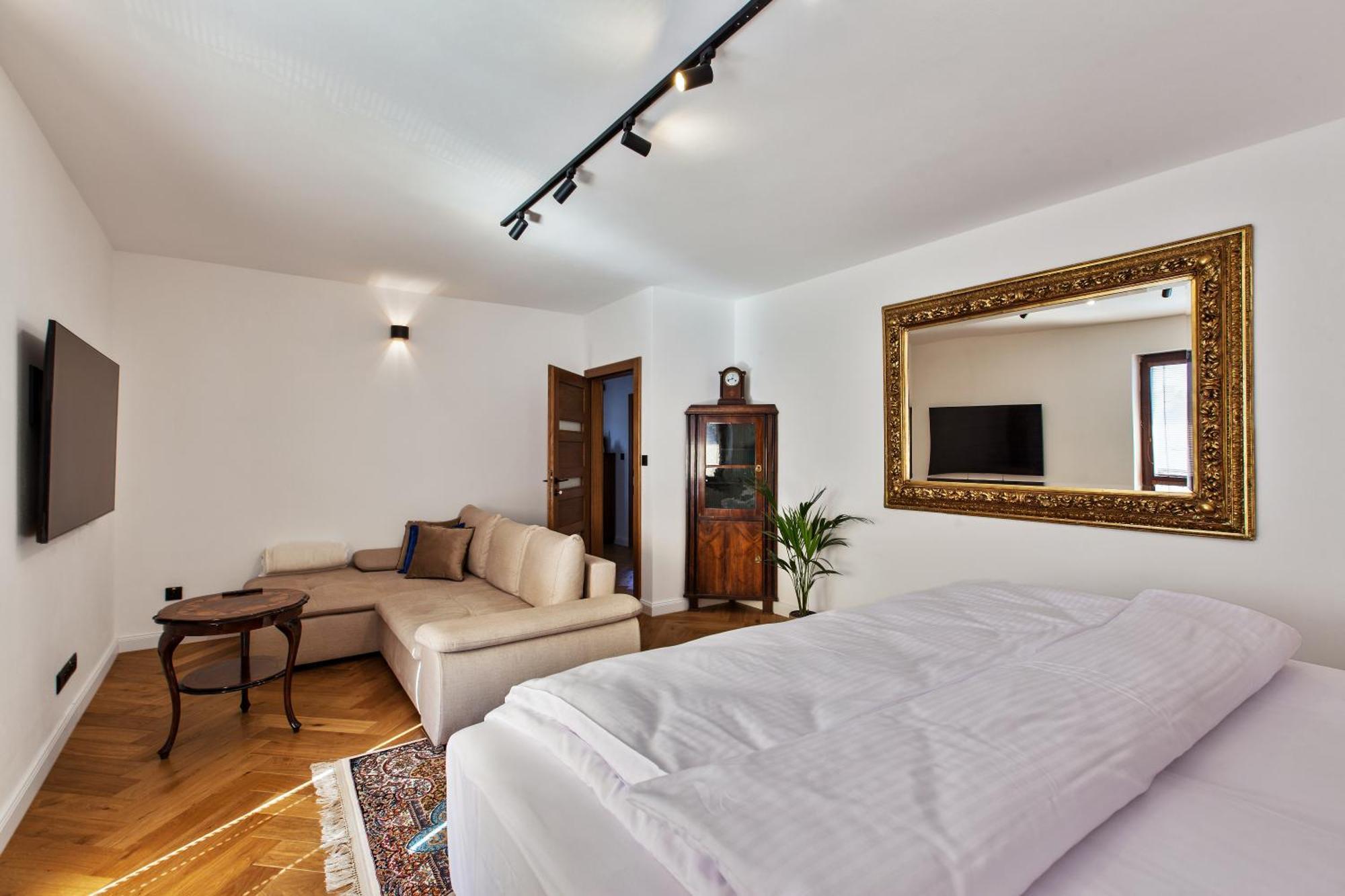 Brezno Central Apartments * Брезно