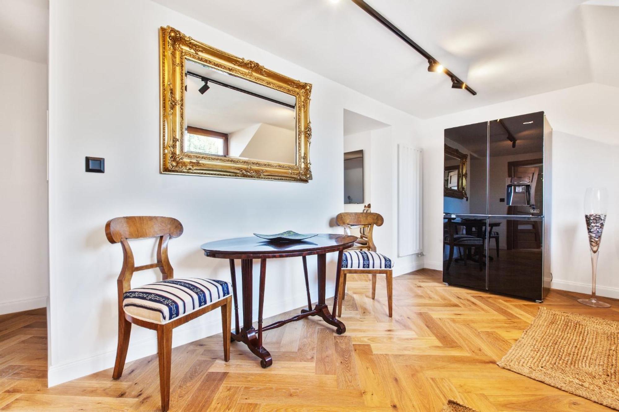 Brezno Central Apartments * Брезно